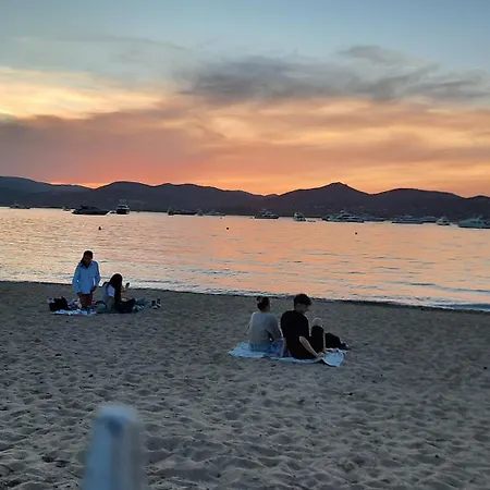 Playa Del Sol - B1e1 *