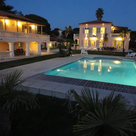 Hotel Playa Del Sol - B1e1 *
