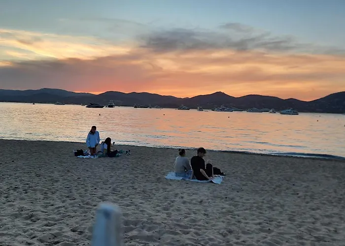 Playa Del Sol - B1e1 *